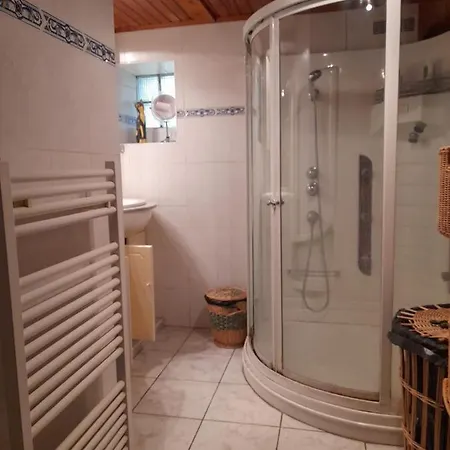 Сasa de vacaciones Maison De Ferme Avec Cour Fermée Cahors